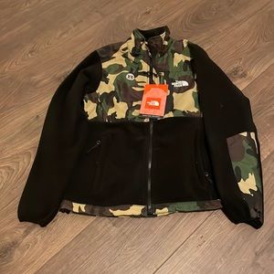 Camouflage north face jacket